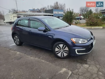Авто Volkswagen E-Golf 2015 № 7543282