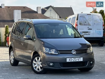 Авто Volkswagen Touran 2013 № 7543375