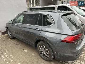 Авто Volkswagen Tiguan 2019 № 7543436