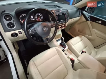Авто Volkswagen Tiguan 2015 № 7543442