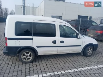 Авто Opel Combo 2004 № 7543742
