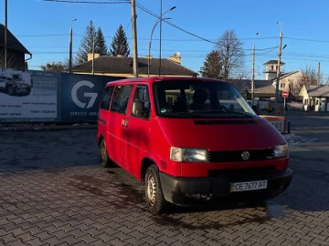 Авто Volkswagen Transporter 2000 № 7544180