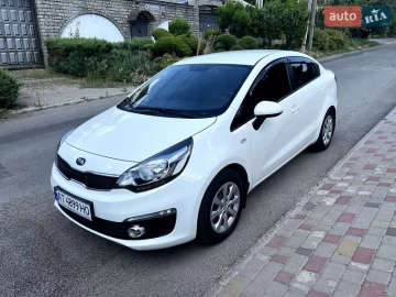 Авто KIA Rio 2016 № 7544234