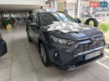 Авто Toyota Rav4 2023 № 7544356