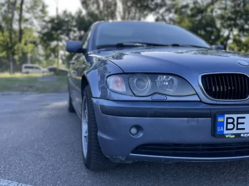 Авто BMW 3 Series 2004 № 7544403