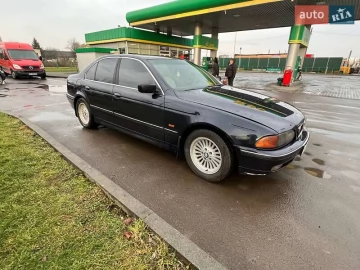 Авто BMW 5 Series 1999 № 7544510