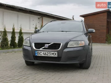 Авто Volvo V50 2008 № 7544549