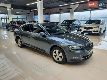 Авто Skoda Superb 2019 № 7545157
