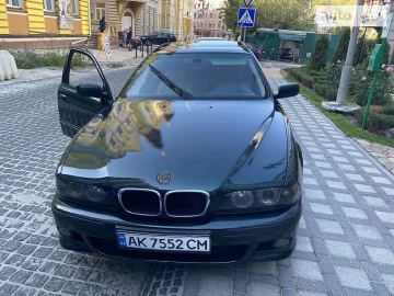Авто BMW 5 Series 2002 № 7545247