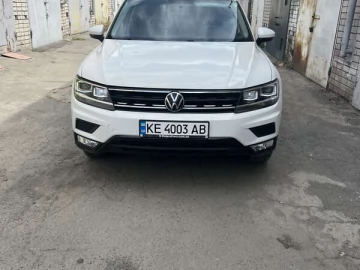 Авто Volkswagen Tiguan 2020 № 7545413