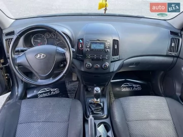 Авто Hyundai I30 2010 № 7545507