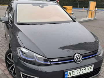 Авто Volkswagen E-Golf 2019 № 7545814