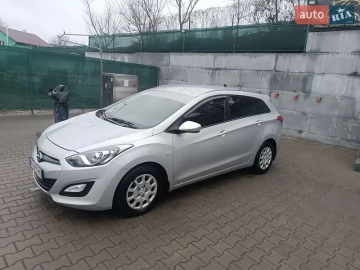 Авто Hyundai I30 2013 № 7546205