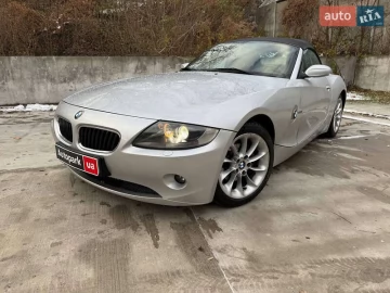 Авто BMW Z4 2004 № 7546321