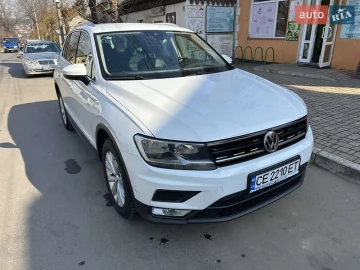 Авто Volkswagen Tiguan 2017 № 7546409