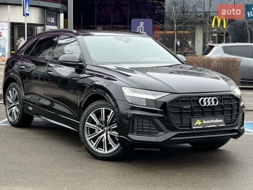 Авто Audi Q8 2020 № 7546475