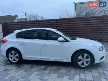 Авто Chevrolet Cruze 2011 № 7546724