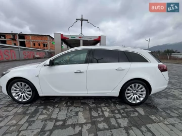 Авто Opel Insignia Country Tourer 2015 № 7546754