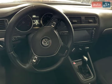 Авто Volkswagen Jetta 2014 № 7546768