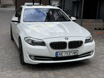 Авто BMW 5 Series 2010 № 7546962