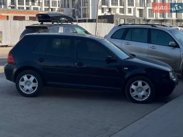 Авто Volkswagen Golf 2002 № 7547120