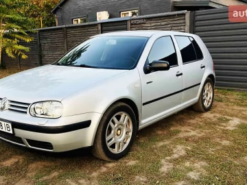 Авто Volkswagen Golf 2000 № 7547188