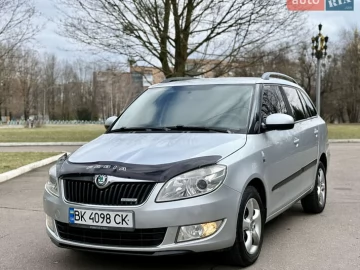Авто Skoda Fabia 2011 № 7547195