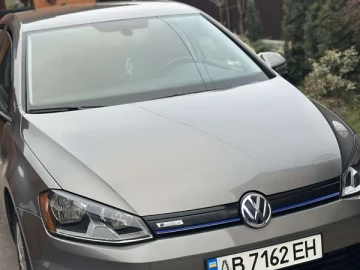 Авто Volkswagen E-Golf 2016 № 7547422