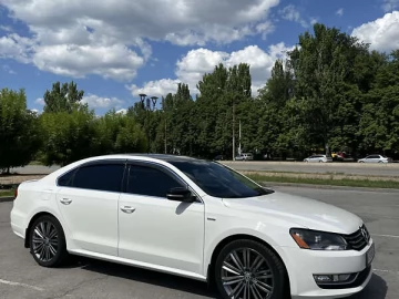 Авто Volkswagen Passat 2014 № 7547424