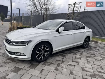 Авто Volkswagen Passat 2016 № 7547637