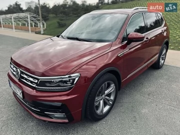 Авто Volkswagen Tiguan 2018 № 7547654
