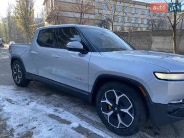 Авто Rivian R1T 2022 № 7547775