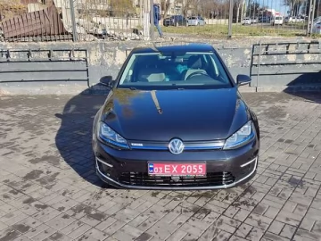 Авто Volkswagen E-Golf 2015 № 7548253