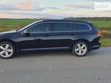 Авто Volkswagen Passat 2016 № 7548438