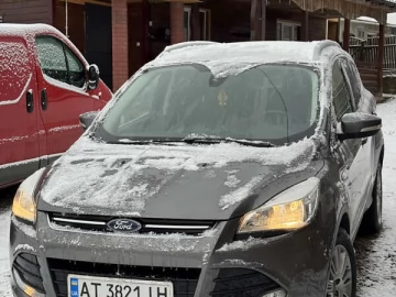 Авто Ford Kuga 2013 № 7548503