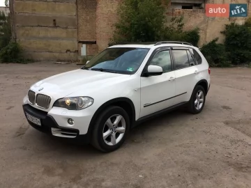 Авто BMW X5 2009 № 7548533