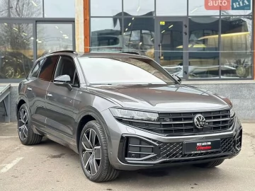 Авто Volkswagen Touareg 2024 № 7548752