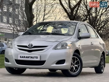 Авто Toyota Yaris 2007 № 7548988