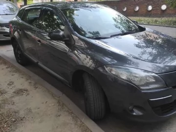 Авто Renault Megane 2011 № 7549016