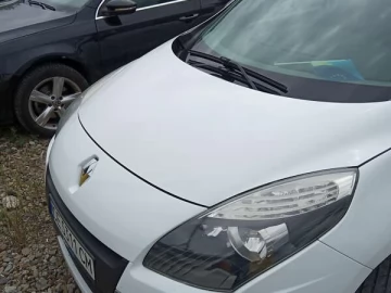 Авто Renault Megane Scenic 2011 № 7549193