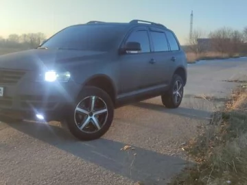 Авто Volkswagen Touareg 2005 № 7549215