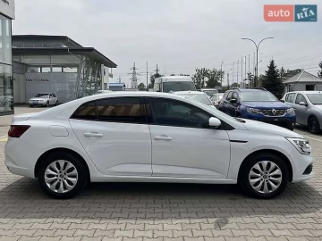 Авто Renault Megane 2019 № 7549404