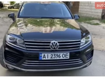 Авто Volkswagen Touareg 2011 № 7549641
