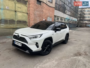Авто Toyota Rav4 2019 № 7549739