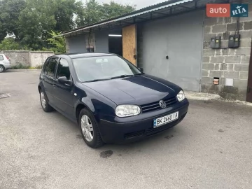 Авто Volkswagen Golf 2000 № 7549879
