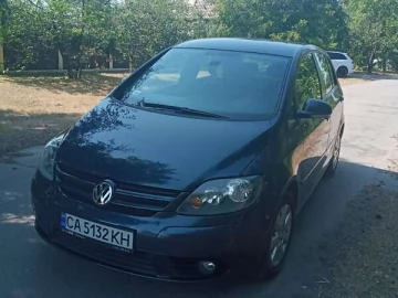 Авто Volkswagen Golf 2005 № 7550051