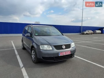 Авто Volkswagen Touran 2005 № 7550083
