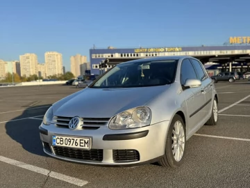 Авто Volkswagen Golf 2004 № 7550109