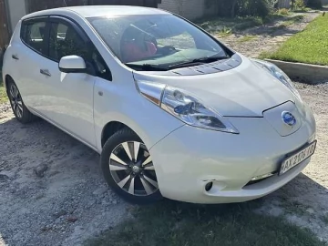 Авто Nissan Leaf 2015 № 7550334