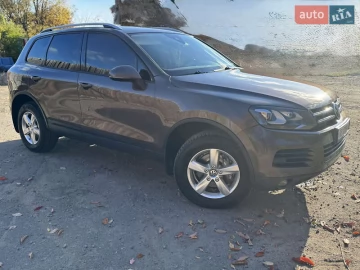 Авто Volkswagen Touareg 2010 № 7550611